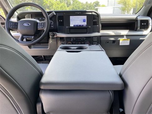 New 2025 Ford F550 XL 4WD Monroe 11' Service Body image 29