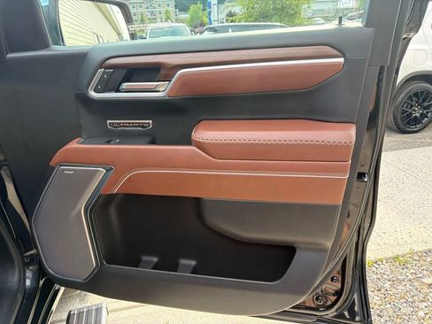 Used 2025 GMC Sierra 1500 Denali Ultimate AWD/4WD image 52