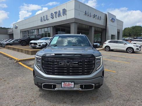 Used 2026 GMC Sierra 1500 Denali Ultimate AWD/4WD image 2