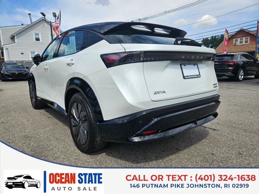 Used 2024 Nissan Ariya AWD image 3