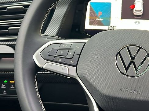 New 2026 Volkswagen Atlas Cross Sport SEL image 33