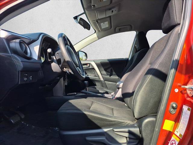 Used 2016 Toyota RAV4 LE FWD image 15