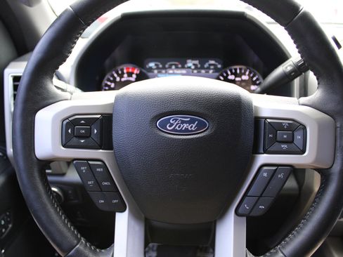 Used 2018 Ford F250 Lariat w/ Lariat Ultimate Package image 20