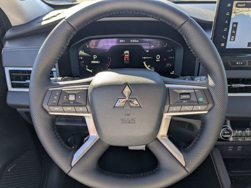 New 2026 Mitsubishi Outlander SEL image 35
