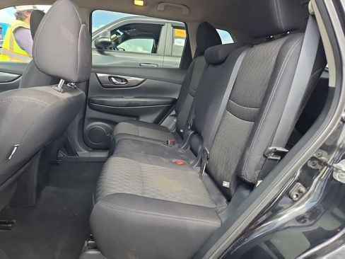Used 2020 Nissan Rogue SV AWD/4WD image 8