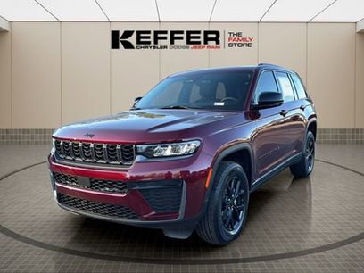 New 2026 Jeep Grand Cherokee Altitude