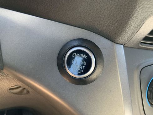 Used 2019 Ford Escape SEL AWD/4WD image 17