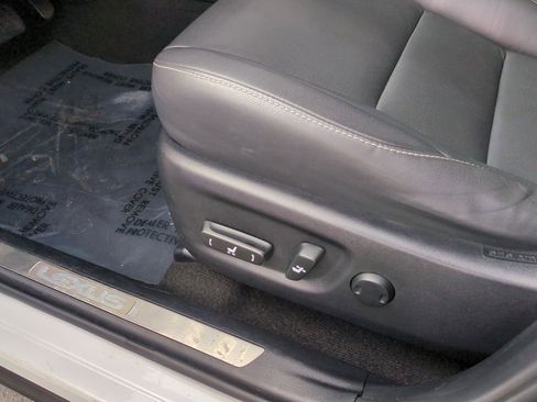 Used 2019 Lexus NX 300 FWD image 16