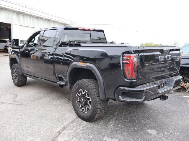 Used 2026 GMC Sierra 2500 AT4X w/ LPO, Black Badging Package AWD/4WD image 5