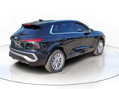 New 2026 Audi Q3 quattro 2.0T AWD/4WD image 4