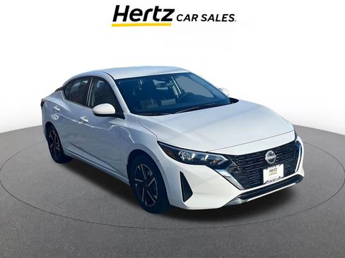 Used 2025 Nissan Sentra SV image 1