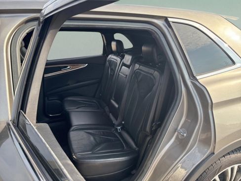 Used 2016 Lincoln MKX Reserve w/ Technology Package image 24