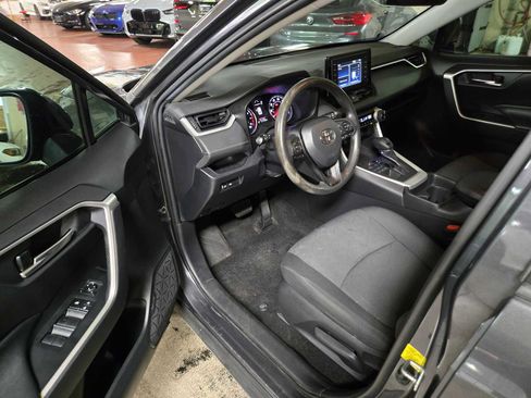 Used 2019 Toyota RAV4 XLE w/ All Weather Liner Package AWD/4WD image 19
