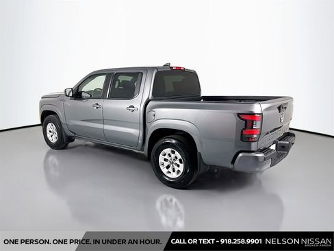 Used 2024 Nissan Frontier SV w/ Technology Package RWD image 7