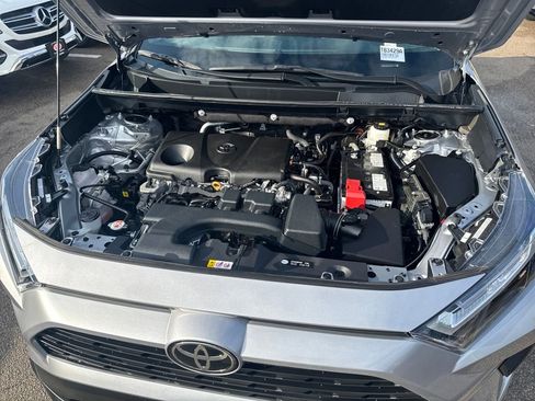 Used 2023 Toyota RAV4 XLE image 42