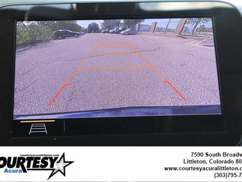 Used 2020 Chevrolet Equinox LT AWD/4WD image 17