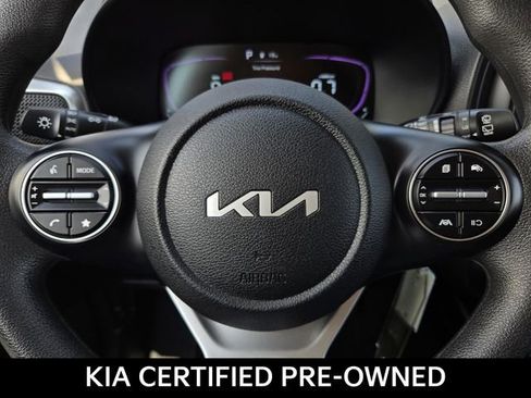 Certified 2025 Kia Soul LX w/ LX Technology Package FWD image 27