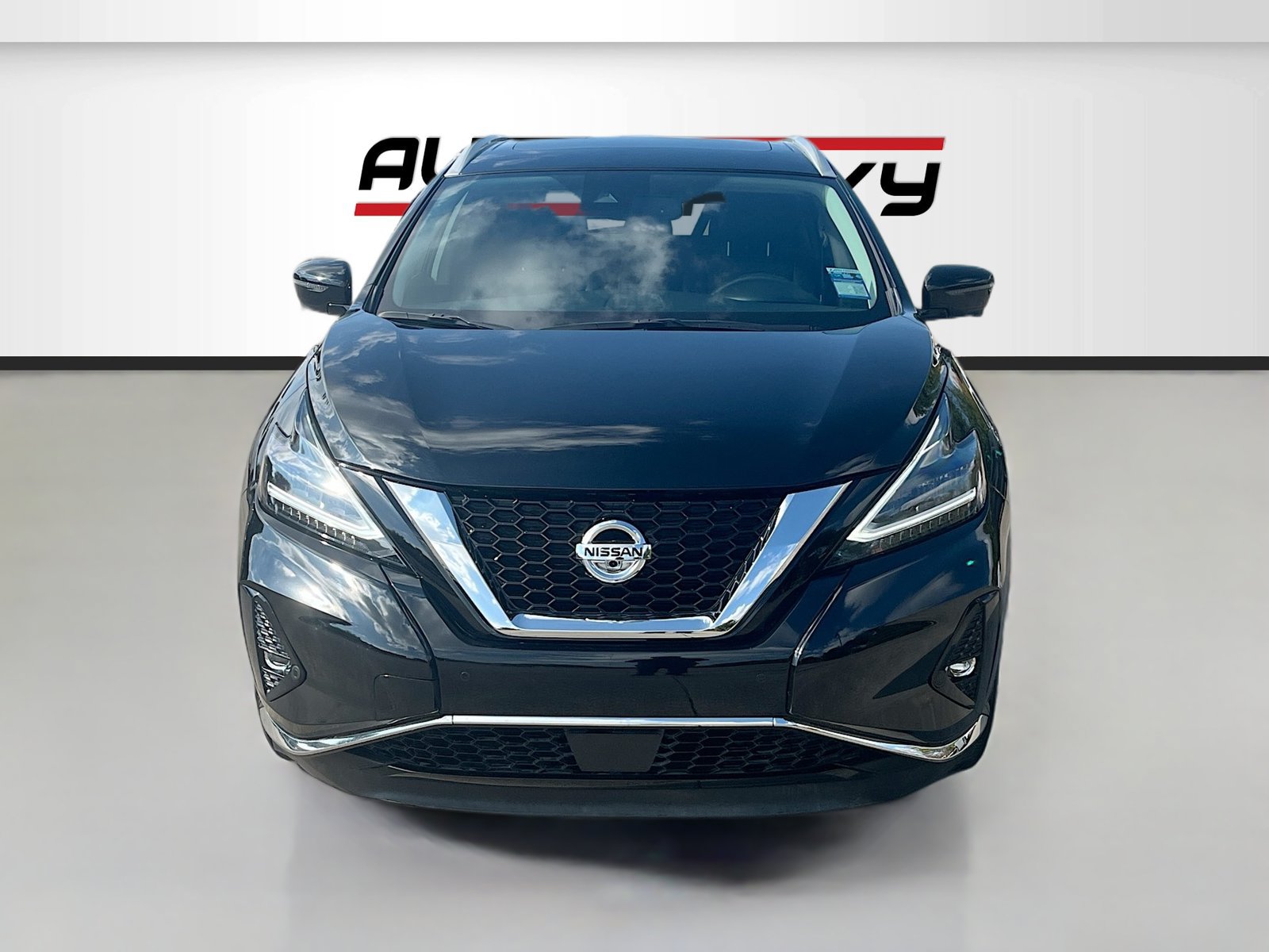 Used 2023 Nissan Murano Platinum w/ Cargo Package FWD image 2