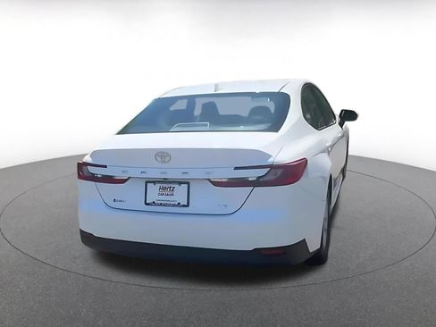 Used 2025 Toyota Camry LE FWD image 9