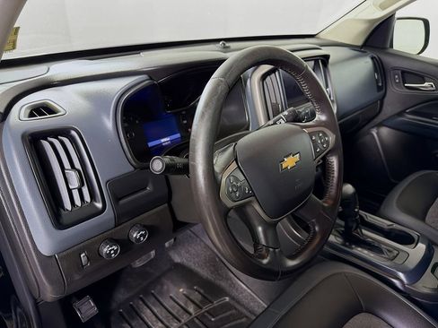 Used 2020 Chevrolet Colorado Z71 AWD/4WD image 10
