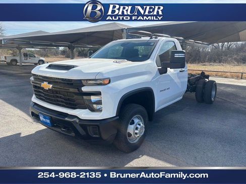 New 2026 Chevrolet Silverado 3500 W/T RWD image 1