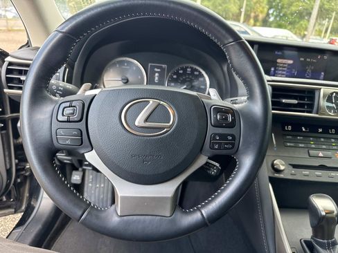 Used 2020 Lexus IS 300 image 20