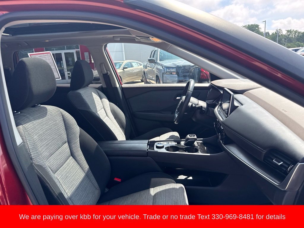 Used 2022 Nissan Rogue SV AWD/4WD image 25