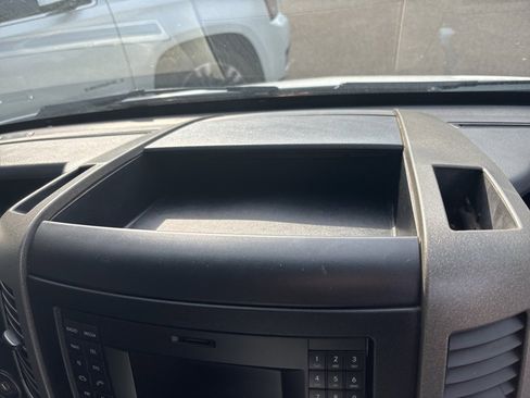 Used 2016 Mercedes-Benz Sprinter 3500 image 21