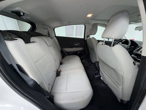 Used 2021 Honda HR-V EX image 17
