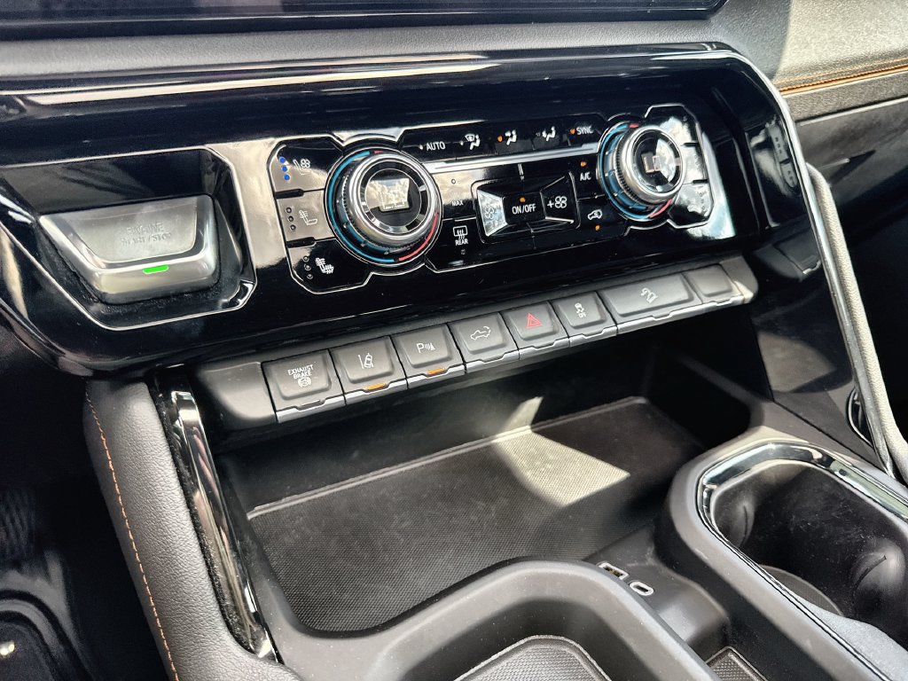 Certified 2025 GMC Sierra 2500 AT4 w/ AT4 Premium Plus Package AWD/4WD image 27