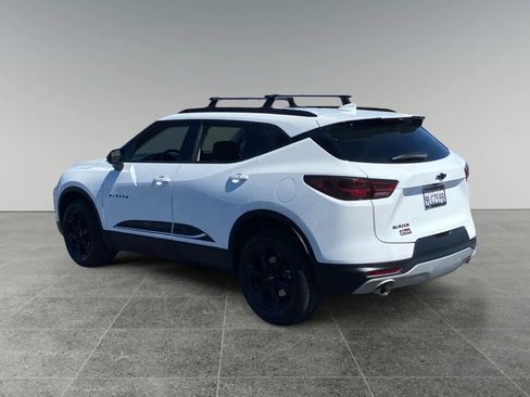 Used 2023 Chevrolet Blazer LT w/ Midnight/Sport Edition FWD image 3