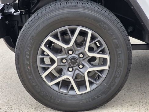 Used 2024 Jeep Wrangler Sahara AWD/4WD image 11