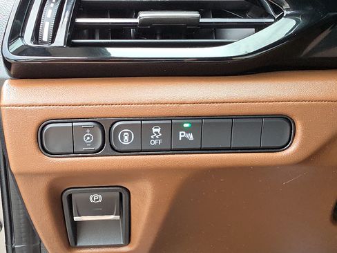 Used 2023 Acura MDX SH-AWD w/ Technology Package image 32
