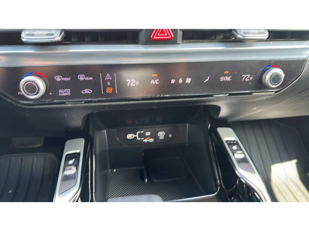 Used 2024 Kia Sorento X-Line EX AWD/4WD image 21