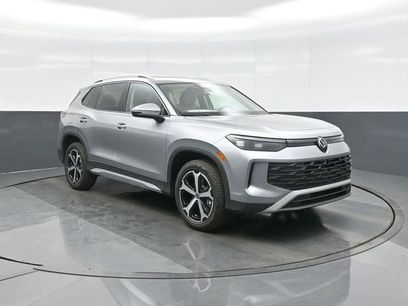 New 2026 Volkswagen Tiguan SE
