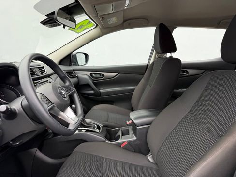 Certified 2022 Nissan Rogue Sport S image 15