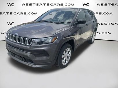 New 2024 Jeep Compass Latitude w/ Convenience Group
