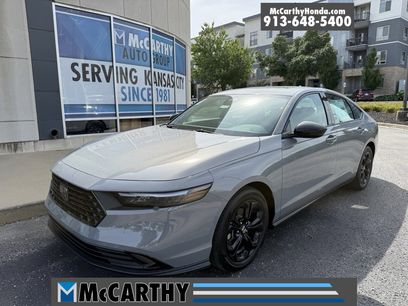 New 2025 Honda Accord SE