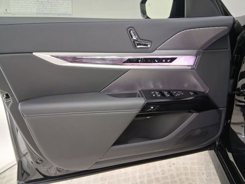 New 2026 BMW 740i 740i w/ Premium Package image 20