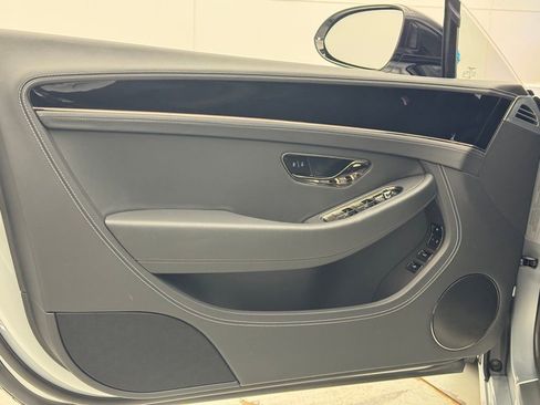 New 2026 Bentley Continental GT image 9