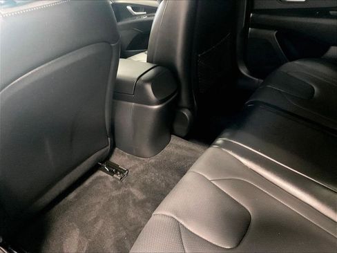 Certified 2023 Hyundai Elantra Limited FWD image 28