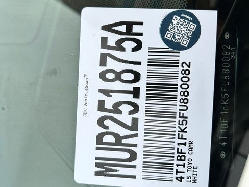 Used 2015 Toyota Camry XLE image 33