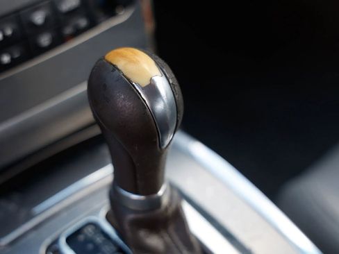 Used 2012 INFINITI G37 Journey w/ Premium Pkg image 38