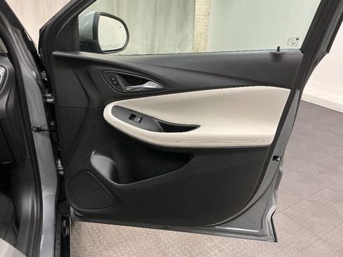 Used 2024 Buick Encore GX Sport Touring image 32