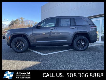 New 2026 Jeep Grand Cherokee Altitude