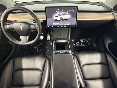 Used 2022 Tesla Model Y Performance AWD/4WD image 37