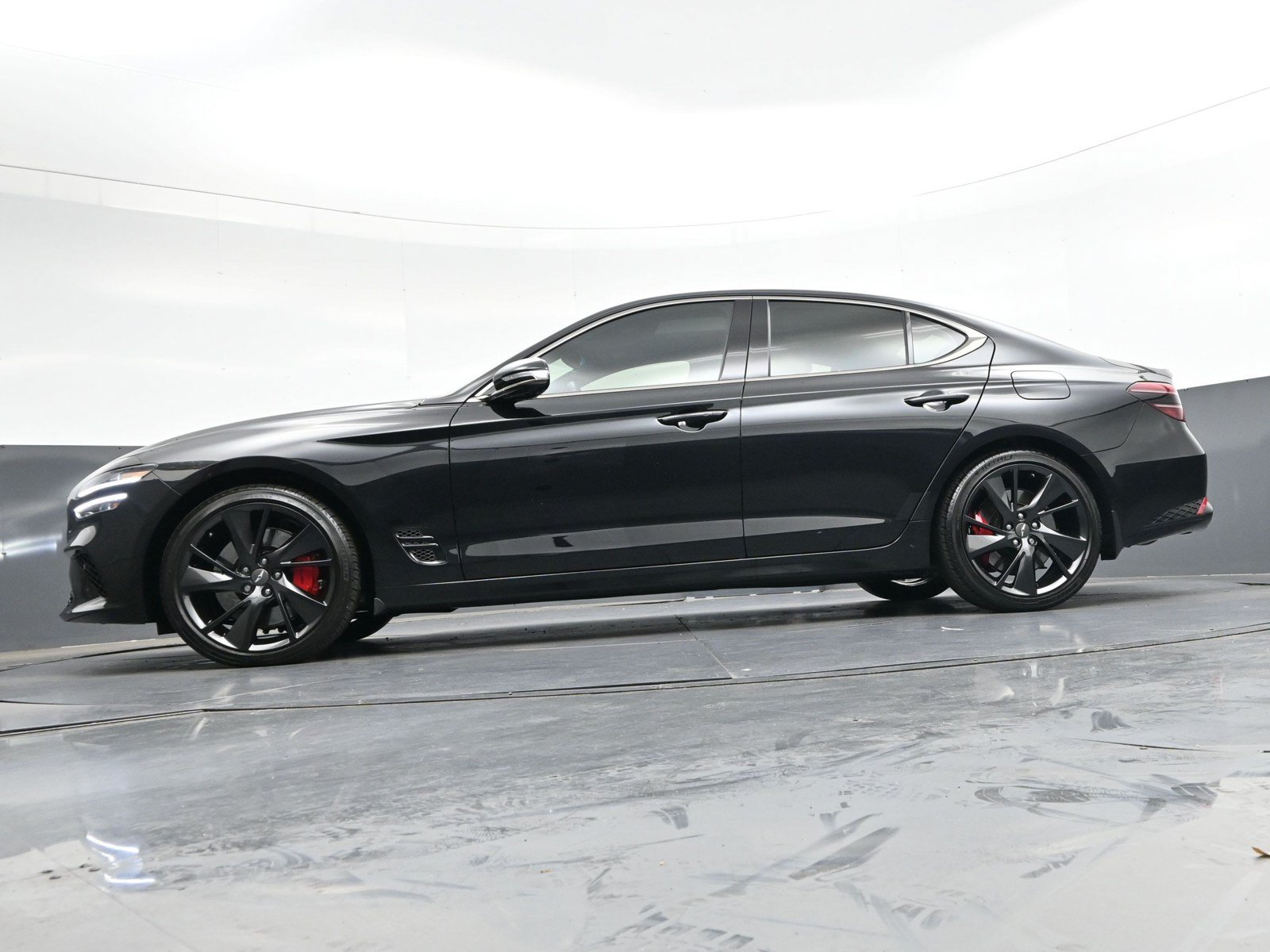 Used 2022 Genesis G70 3.3T w/ Sport Prestige Package AWD/4WD image 34