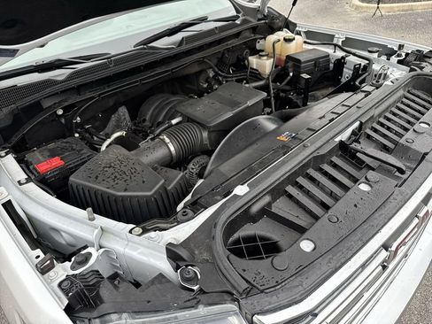 Used 2023 GMC Sierra 2500 SLT w/ SLT Premium Package image 22