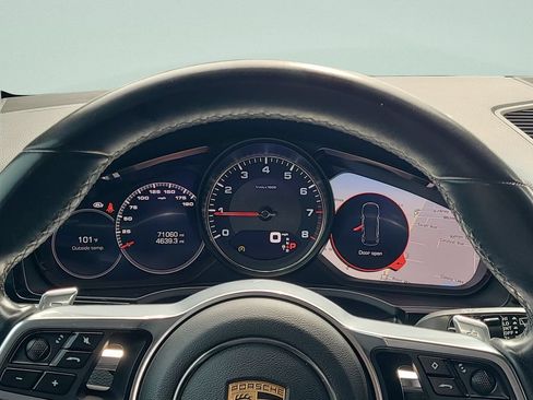 Used 2019 Porsche Cayenne S AWD/4WD image 23