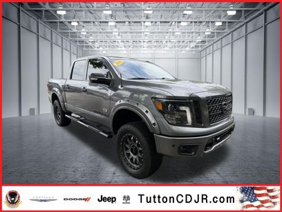 Used 2019 Nissan Titan SV w/ SV Convenience Package